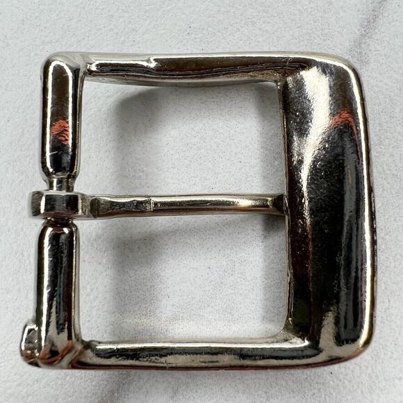 Small Silver Tone Simple Basic Belt Buckle - Picture 2 of 9